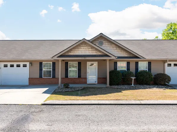 1803 Cedar Creek Dr, Rossville, GA 30741