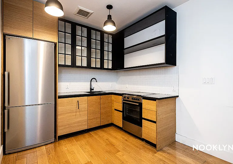 783 Knickerbocker Ave #210 — Photo 6