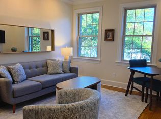 18 9th St NE APT 301, Washington, DC 20002