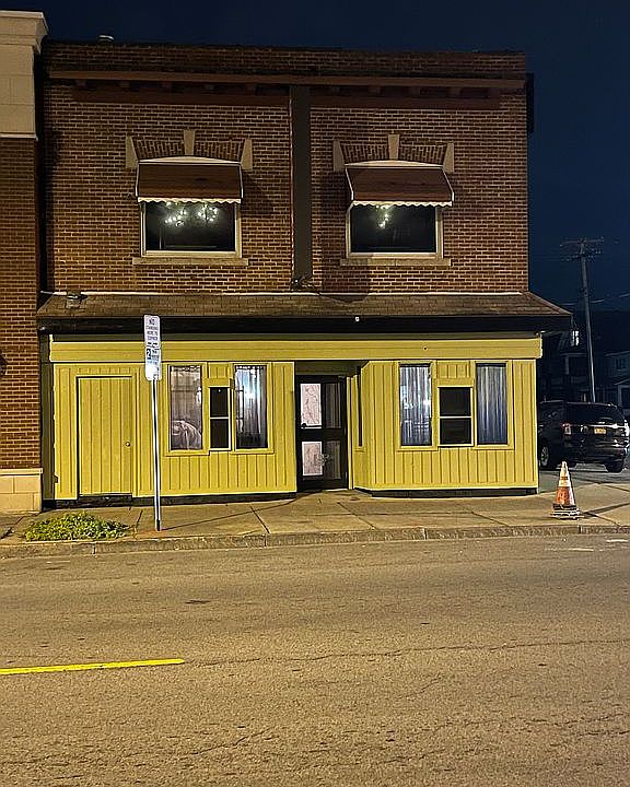 1st image of 1701 Pine Ave