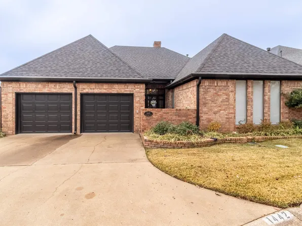 1442 Hollytree Pl, Tyler, TX 75703