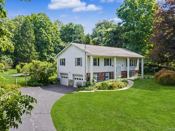 1564 Old Baldwin Road, Yorktown Heights, NY 10598