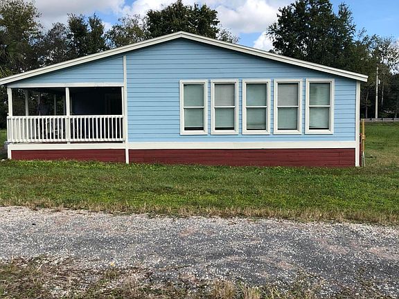 5th image of 9120 Derby Acres Ln