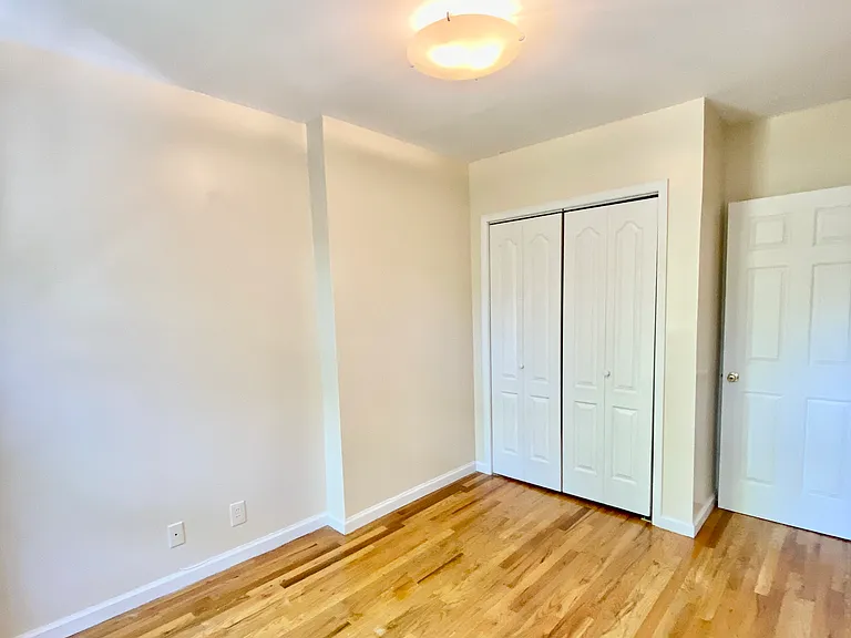 182 Bergen St #3 — Photo 4