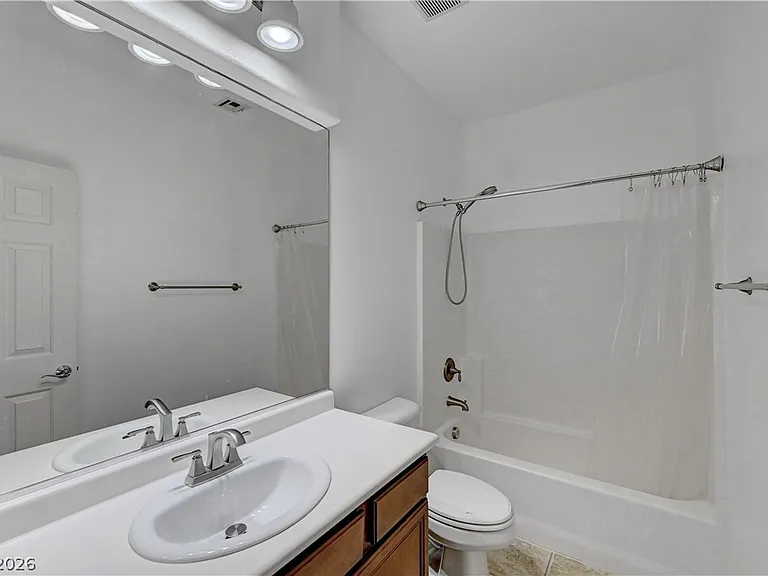 10240 Gladstone Peak St — Photo 32