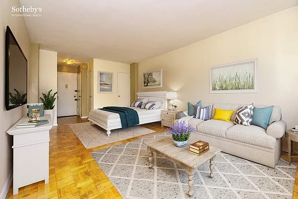 Rented by Sotheby's International Realty | media 63