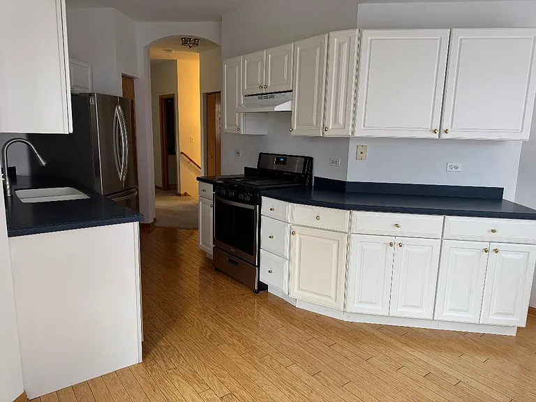 1004 N Columbia St — Photo 22