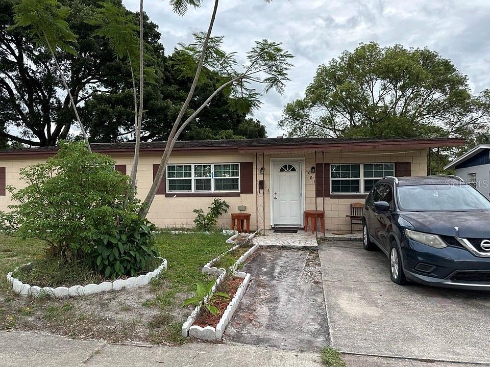 2nd image of 1301 Julio Ln
