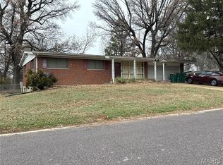 2329 Hudson Rd, Saint Louis, MO 63136