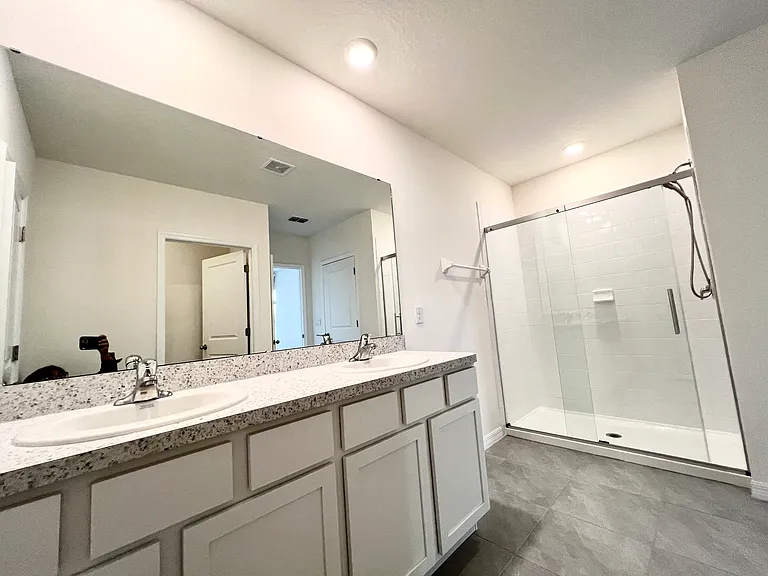 5663 Hollingworth Trl — Photo 24