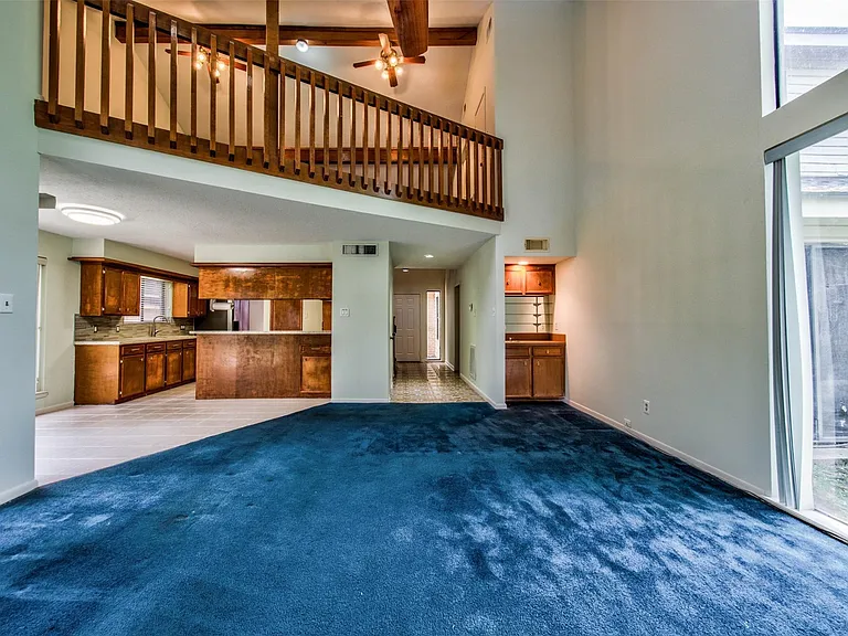 8022 La Brea Dr — Photo 15