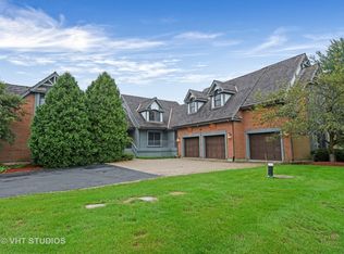 1 Brookhaven Cir, South Barrington, IL 60010