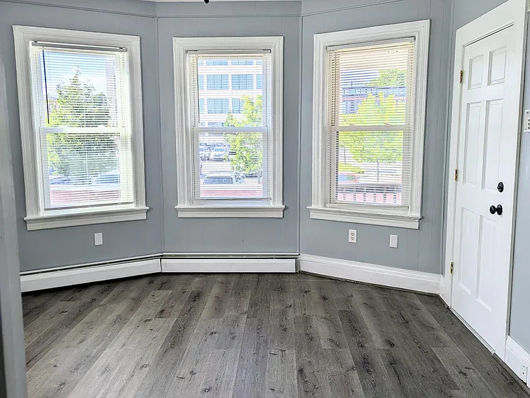 230 Potters Ave #1 — Photo 7
