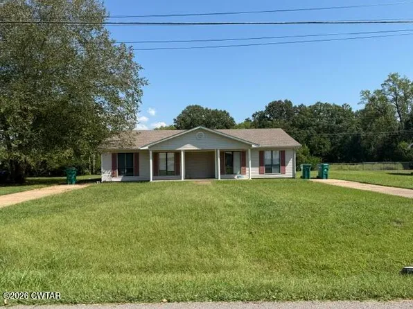 2038 A & B Salem St, Milan, TN 38358