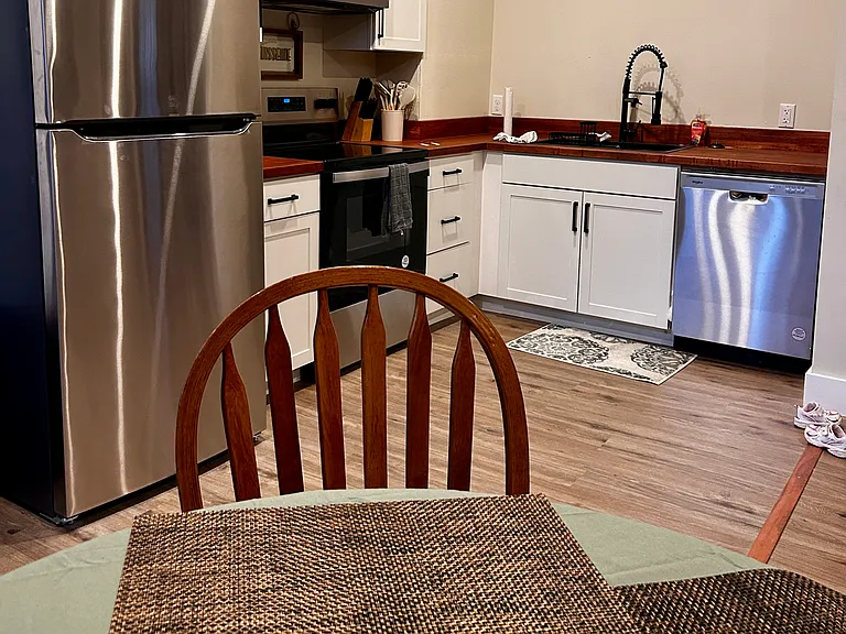 Dining/Kitchen
