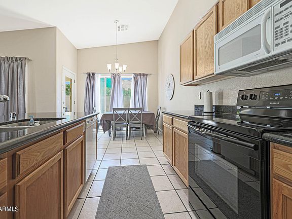 3rd image of 5111 E CHARLESTON Avenue