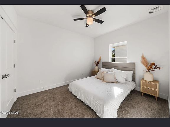 5th image of 2729 Carol Ln #2729
