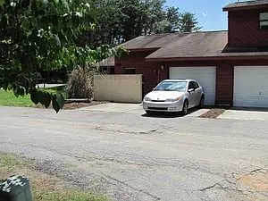 2 bed, 2.5 bath, 1500 sqft, $1,495 — Photo 2