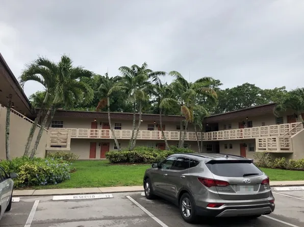 403 SW 148th Ave APT 10B, Hollywood, FL 33027