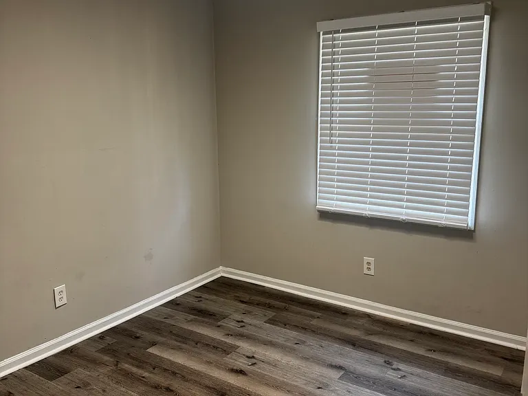343 Gonwood Cir — Photo 8