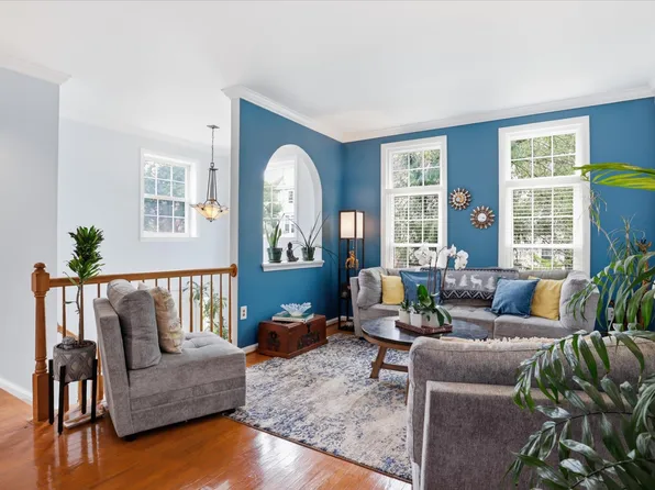 3903 Elbert Ave, Alexandria, VA 22305