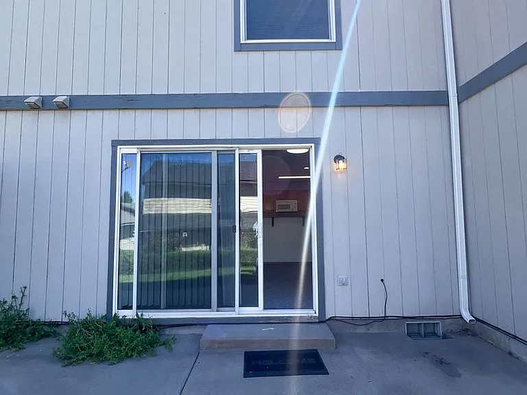 5511 Glenridge Way — Photo 34