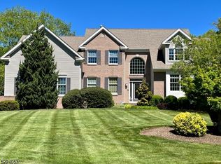 47 Durham Rd, Skillman, NJ 08558