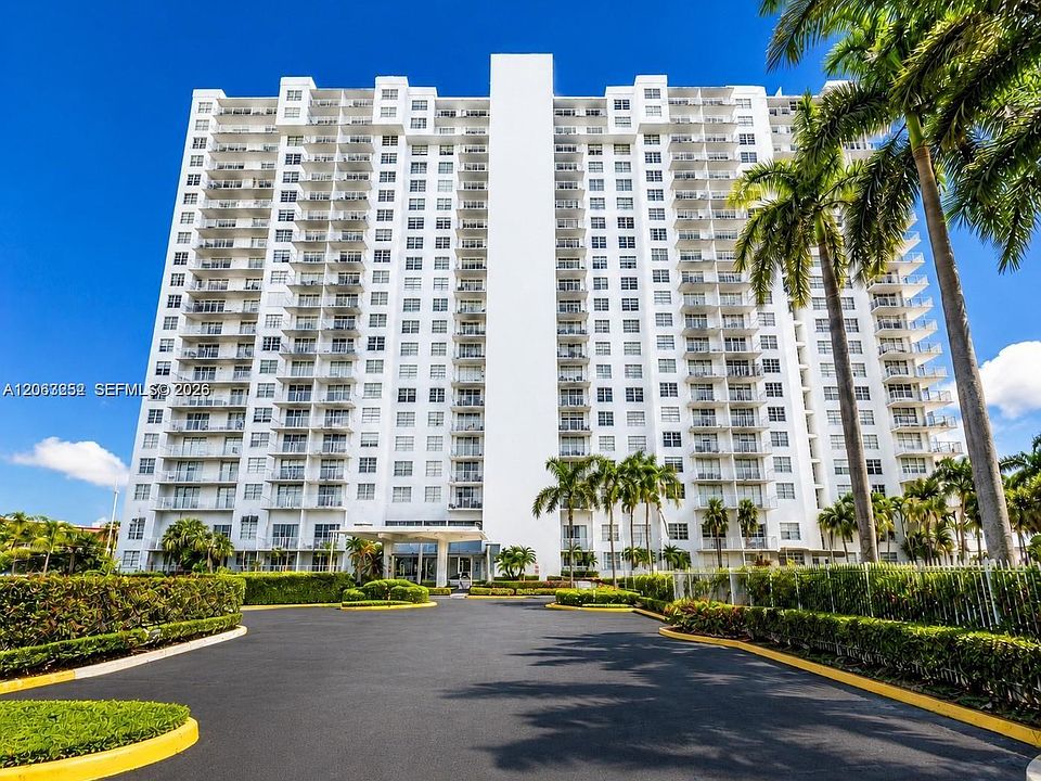 1st image of 2801 NE 183rd St APT 508W