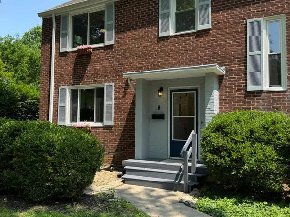 8 Belknap Pl, Cincinnati, OH 45218