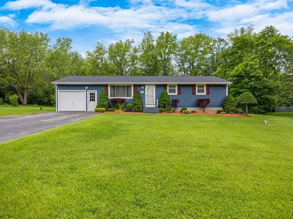 308 Stafford Cir N, Clinton, NY 13323