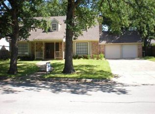 7217 Ellis Rd, Fort Worth, TX 76112