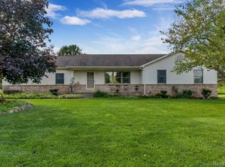 2605 Klam Rd, Lapeer, MI 48446