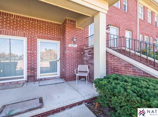 15611 Stone Crossing Dr, Southfield, MI 48075