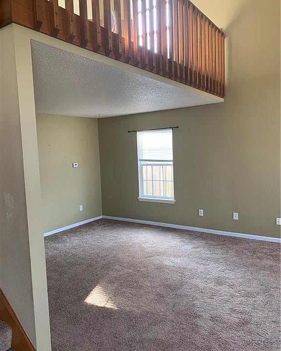 2nd image of 1906 Austin Dr