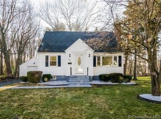 107 Rockwell Ave, Bloomfield, CT 06002