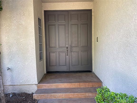 5th image of 9400 Aqueduct Ave