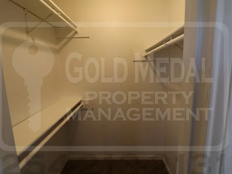 3906 Charolais Dr — Photo 16
