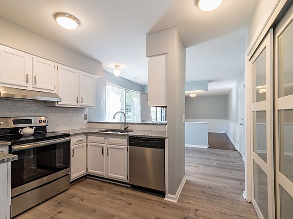 4th image of 4816 Carnbrook Pl