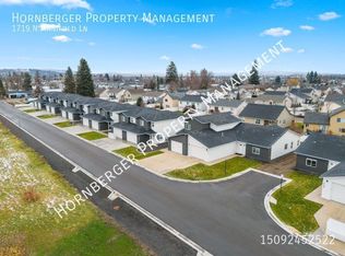 1719 N Manifold Ln, Greenacres, WA 99016