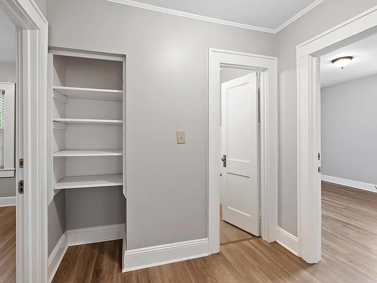 120 Woodale Dr — Photo 15