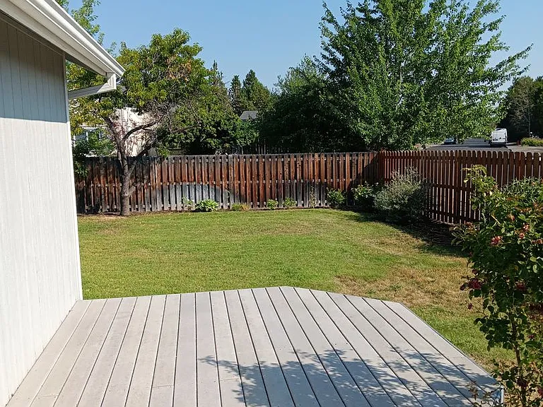 3092 NE Tahoe Ct — Photo 26
