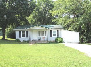 3057 Mount View Rd, Manchester, TN 37355