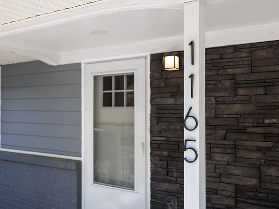 4th image of 1165 Westmoreland Dr
