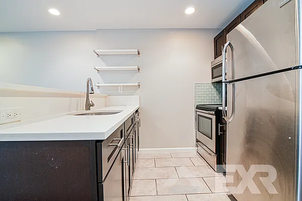 Rented by EXR | media 5