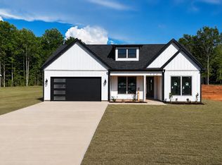 224 Sand Clay Rd, Chesnee, SC 29323