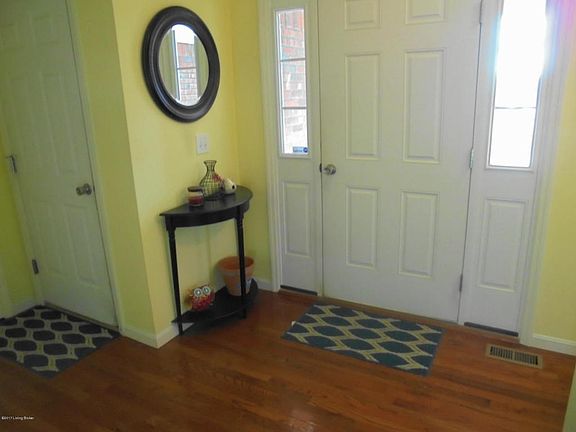 4th image of 1 S Ridgeview Dr
