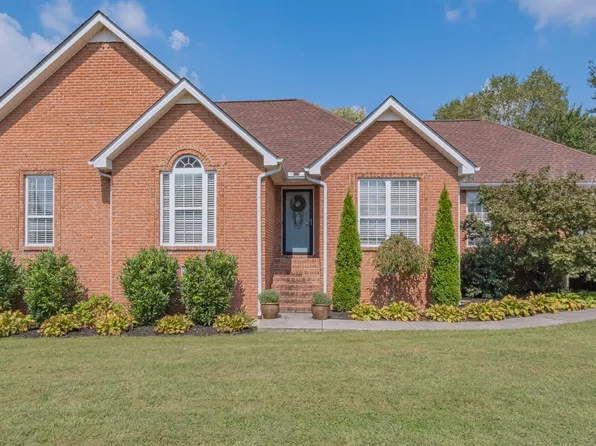 55 Meadowland Dr, Manchester, TN 37355