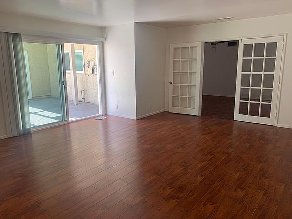3rd image of 1313 E Banyan Ave