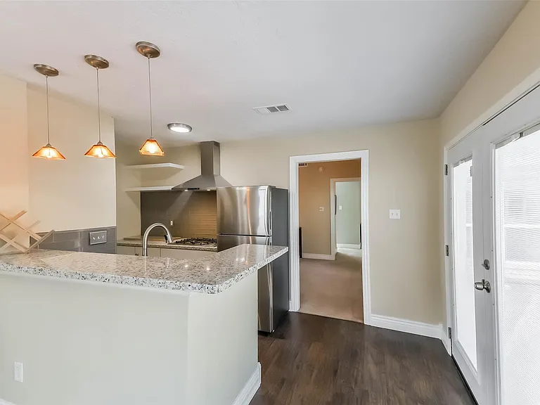 3911 Cherry Forest Dr — Photo 38