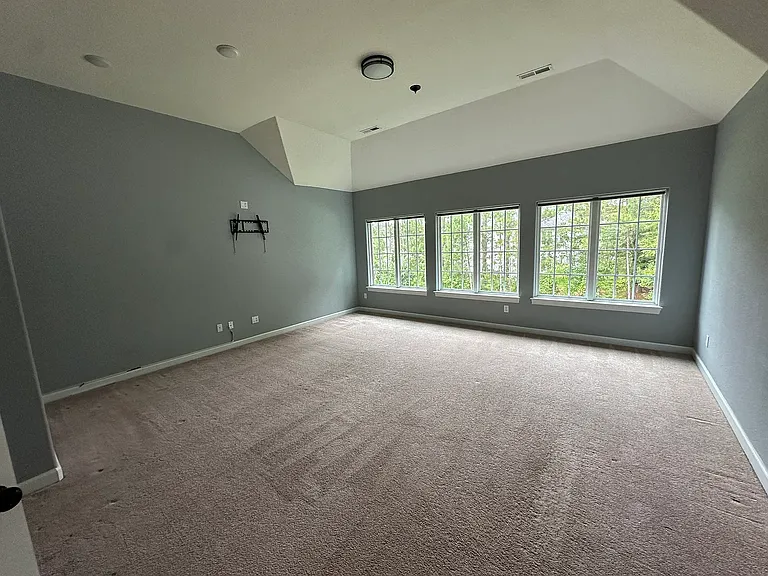501 King Ct — Photo 15